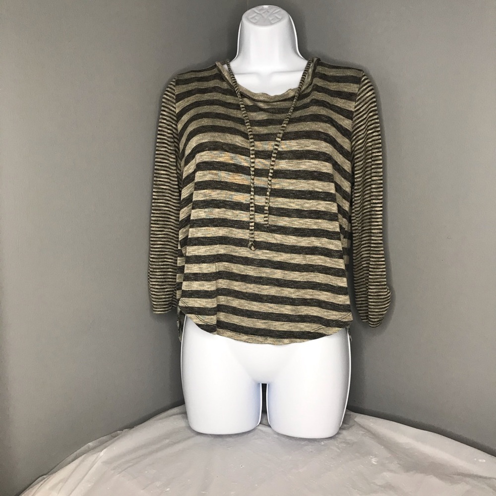 Charlotte Russe Striped Top | 3/4 Sleeve Casual Blouse | Everyday Style M